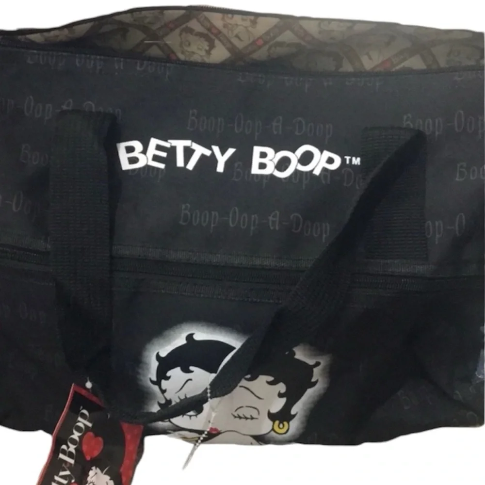 NWT Betty boop duffle bag / weekender travel bag black and white - Picture 1 of 14